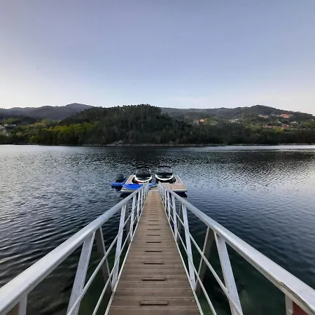Casa Do Penedo - Quinta De Fundevilla 农家乐 吉尔斯