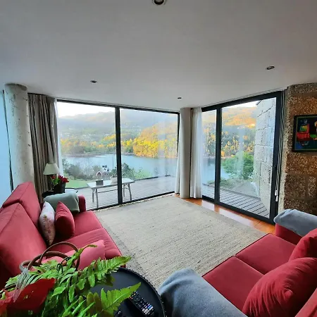 Casa Do Penedo - Quinta De Fundevilla 吉尔斯