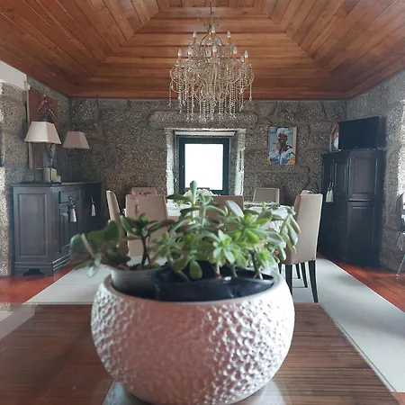 Casa Do Penedo - Quinta De Fundevilla * Geres