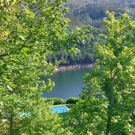 Farm stay Casa Do Penedo - Quinta De Fundevilla