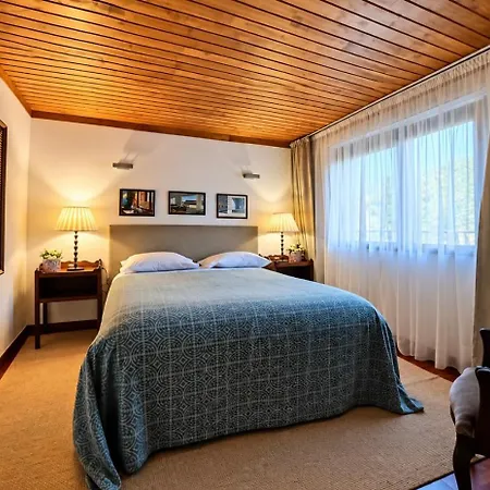 Farm stay Casa Do Penedo - Quinta De Fundevilla *