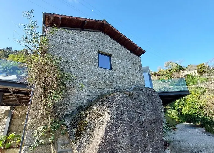 Casa Do Penedo - Quinta De Fundevilla