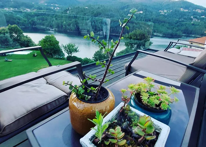 Casa Do Penedo - Quinta De Fundevilla